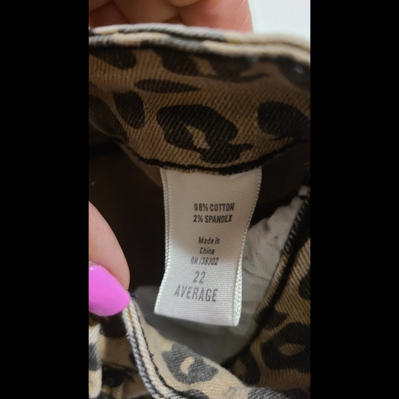 Loralette leopard cheetah distressed jeans 22 - Picture 6 of 6